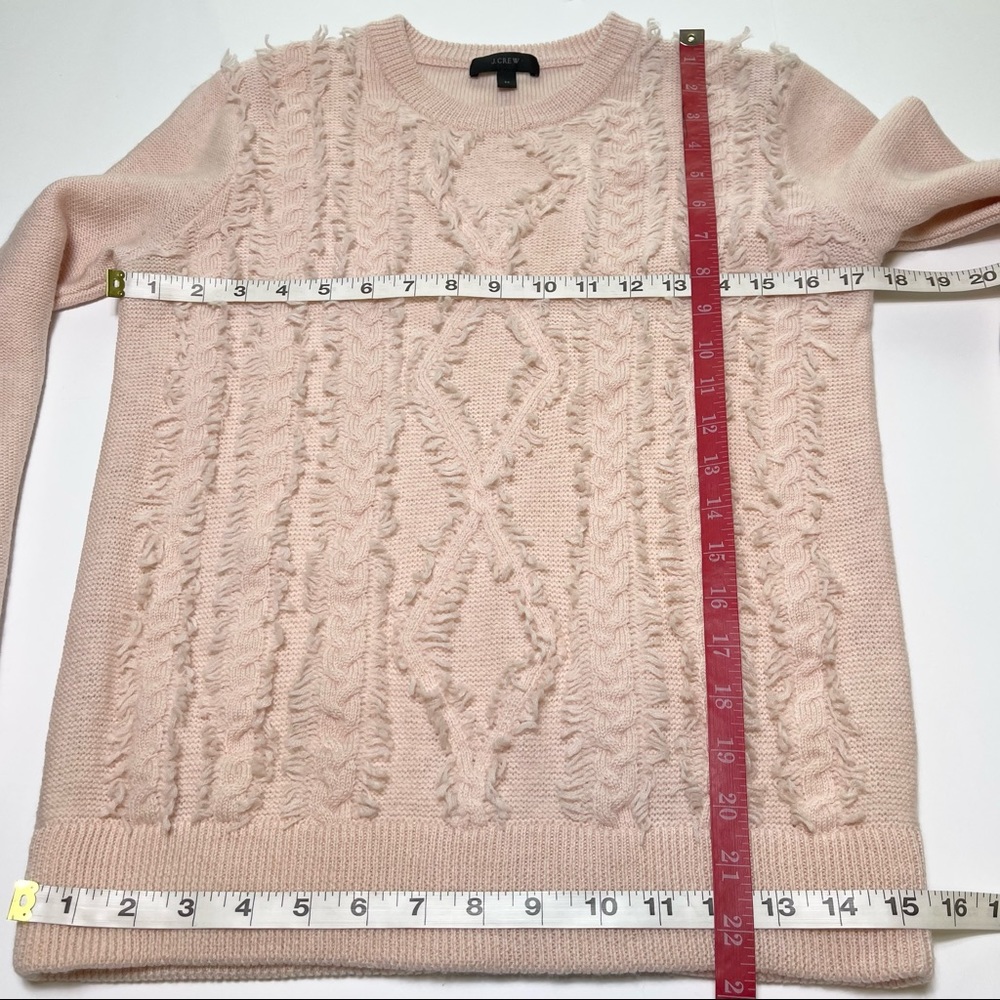 J. Crew CableKnit Crew Neck Fringe Pink Wool Sweater Size Medium B2431 - Picture 5 of 8